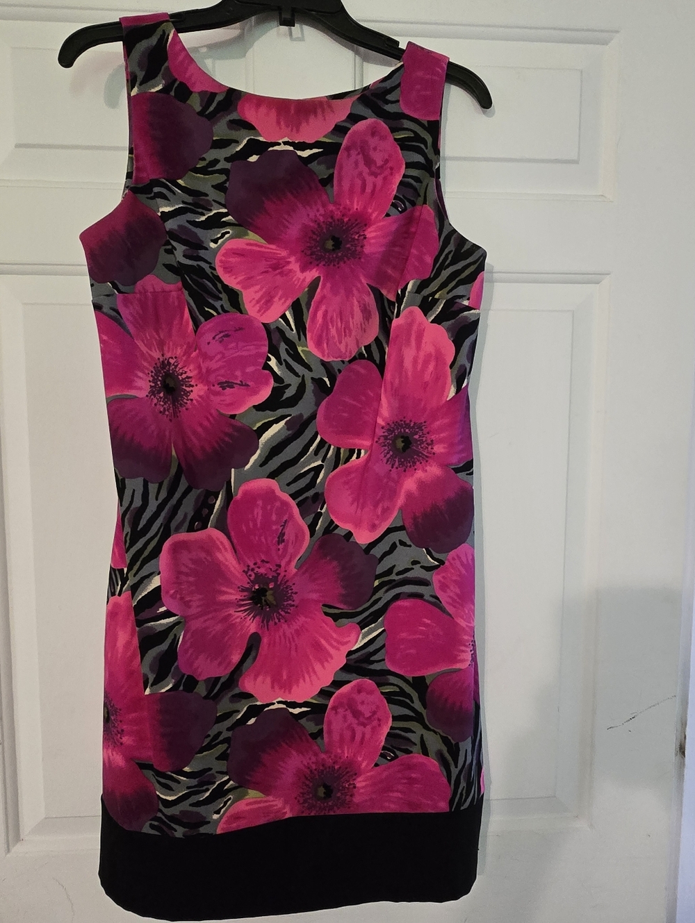 AB Studio Bright Pink Floral Sheath Dress